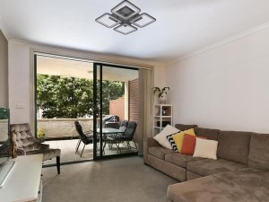 stmievatelne_LED_svietidlo_stropne_s_ovladanim-farby_32